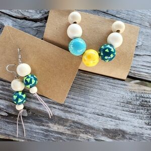 New handmade Necklace and earrings set